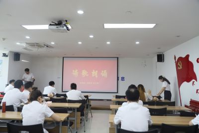 詩歌朗誦環(huán)節(jié)